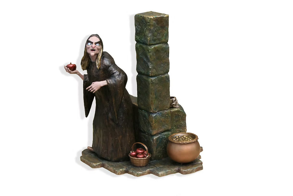 Evil Queen — The Hag Bronze by Michael Maiden — photograph 1