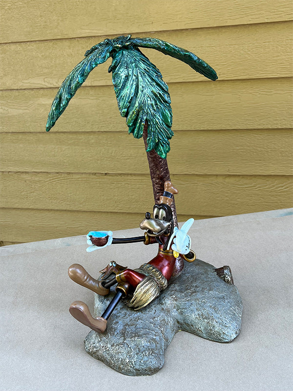 Goofy in Paradise Bronze